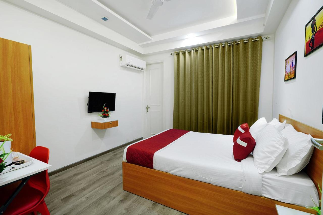 Octave Orchid Vista Hotel Gurgaon Buitenkant foto